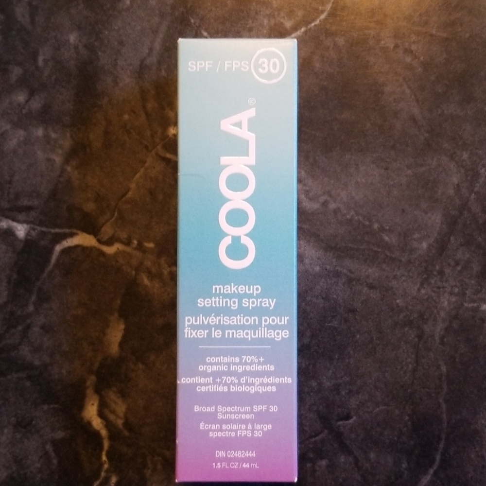 Coola Makeup setting spray